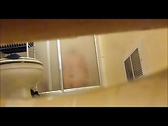 性感的婚礼策划师杰莎说服新郎操她的屁股