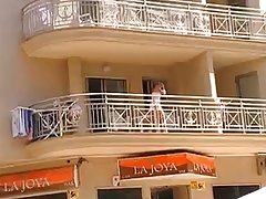 大丽花在户外自慰